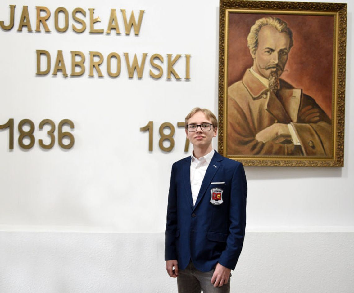 Szymon Wójcik z I Liceum Ogólnokształcącego finalistą olimpiady historycznej