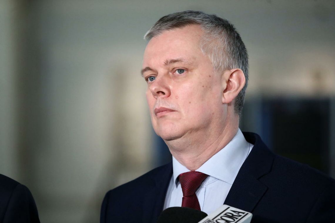 T. Siemoniak o pięciu pierwszych decyzjach Platformy po wygraniu wyborów