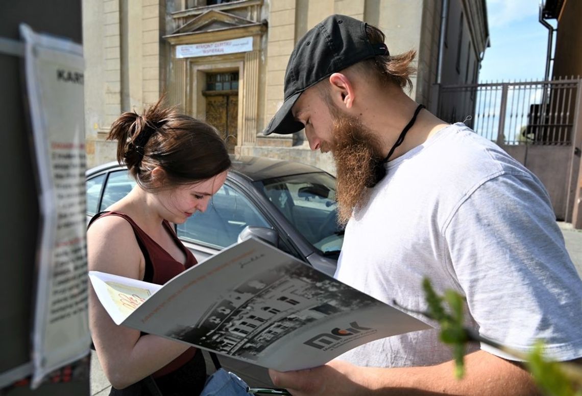 Tomaszów, diabelskie miasto