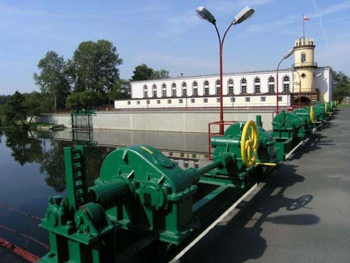 Tomaszów Mazowiecki: od 29 sierpnia droższa woda. Ścieki na razie bez zmian, ale rosną abonamenty