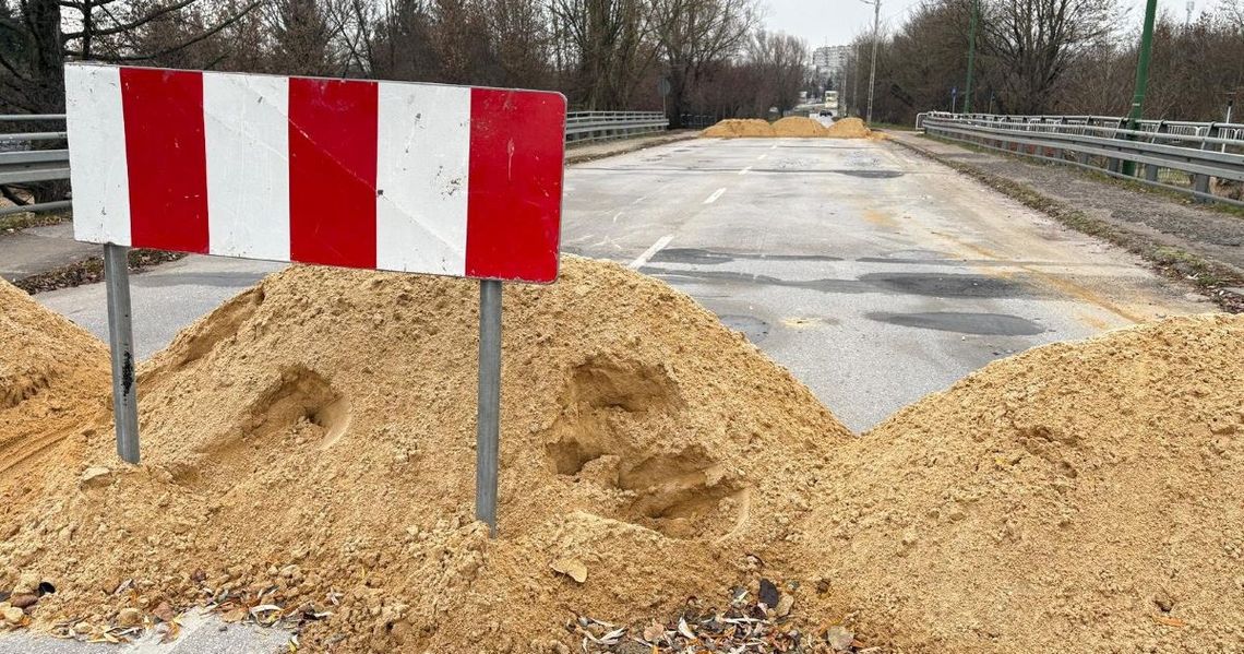 Tomaszów w korku. Remont mostu na Legionów odsłania słabości miejskiej infrastruktury Tomaszów w korku. Remont mostu na Legionów odsłania słabości miejskiej infrastruktury