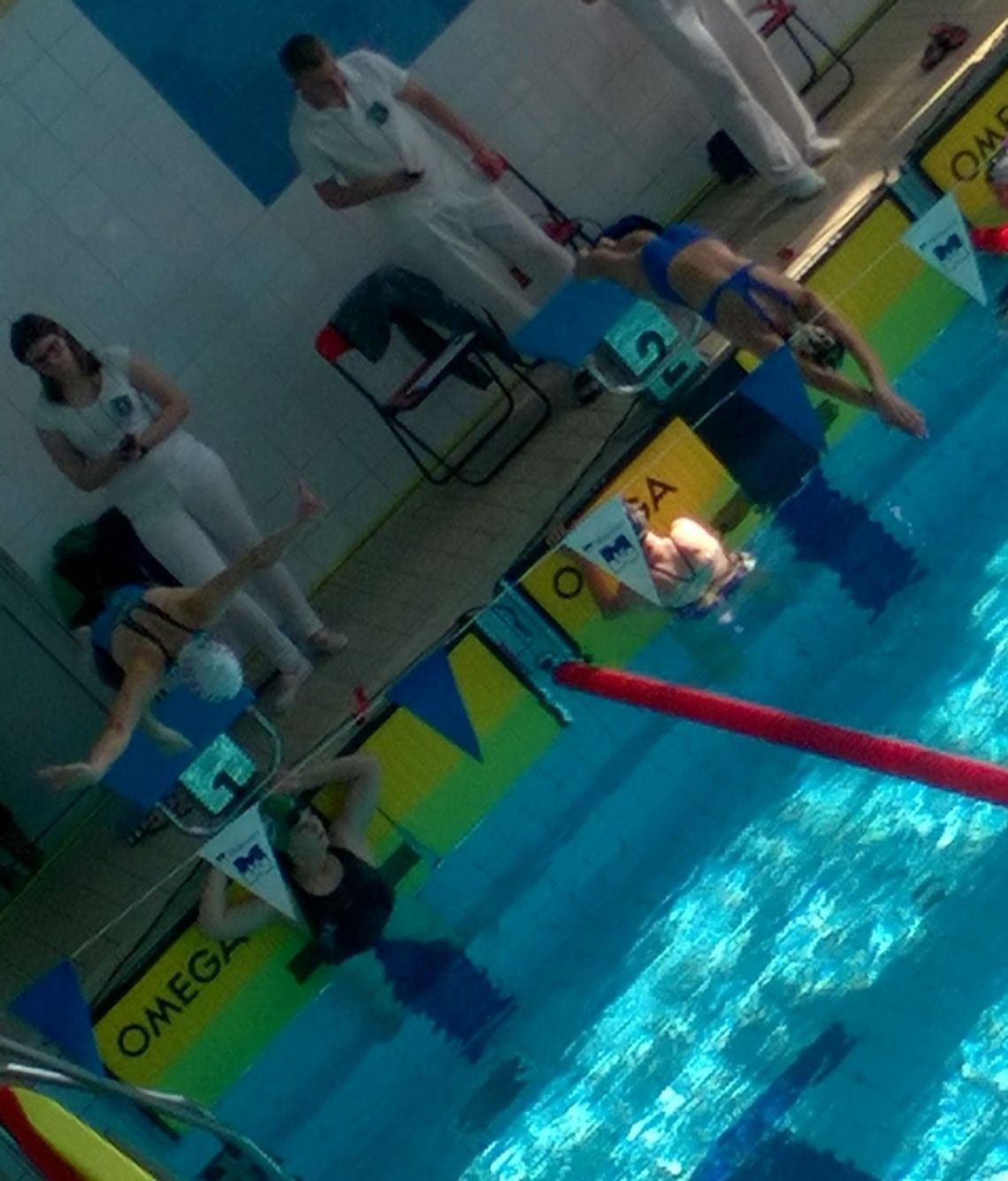 Tomaszowianki na zawodach pływackich w Łodzi