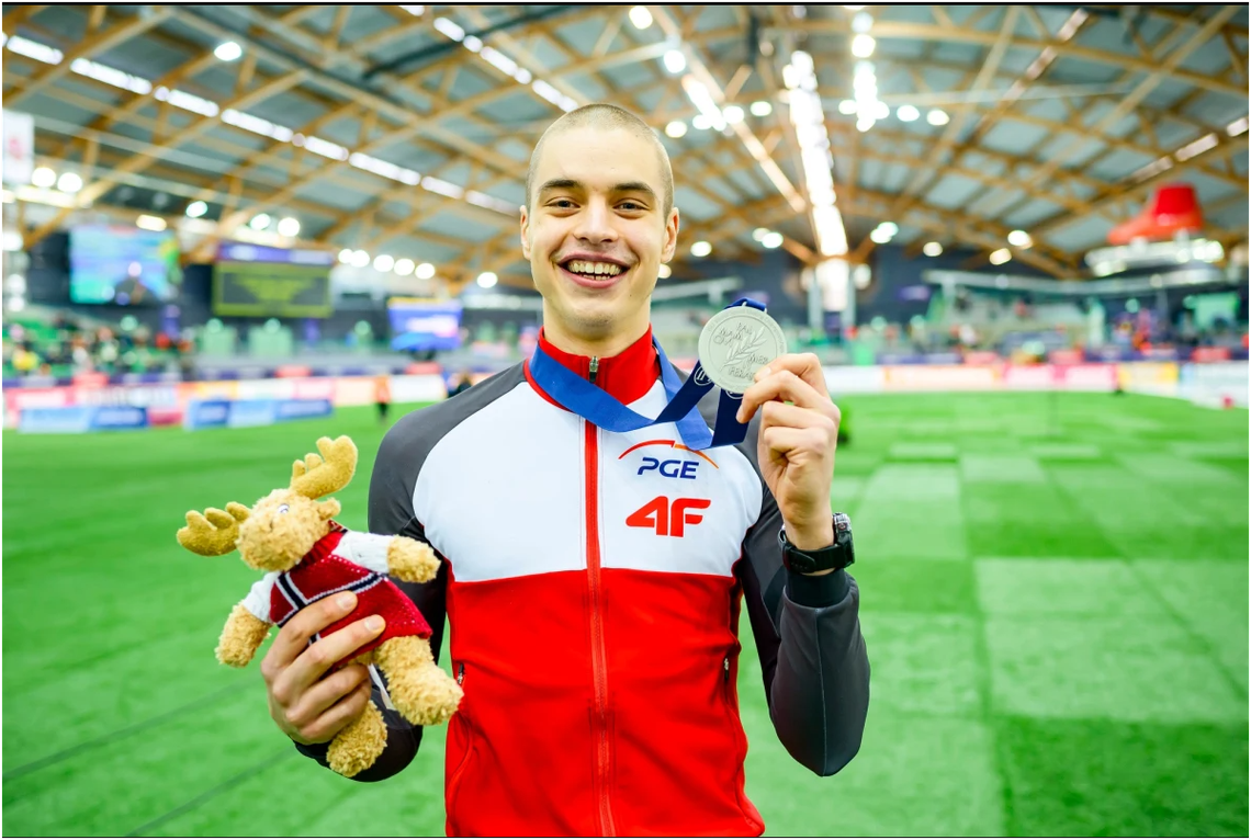 Tomaszowski łyżwiarz poza biegiem o medal. Stracona szansa w Mediolanie?