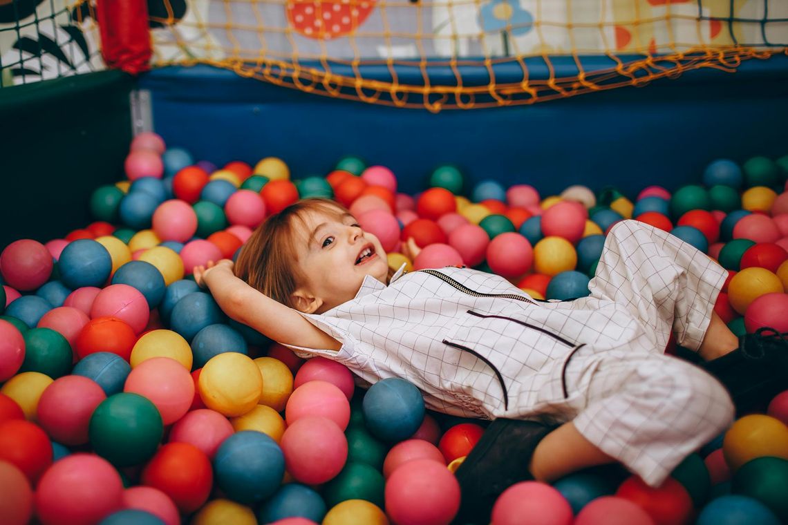Trampoliny w Łodzi: poradnik dla rodziców i dzieci Trampoliny w Łodzi: poradnik dla rodziców i dzieci