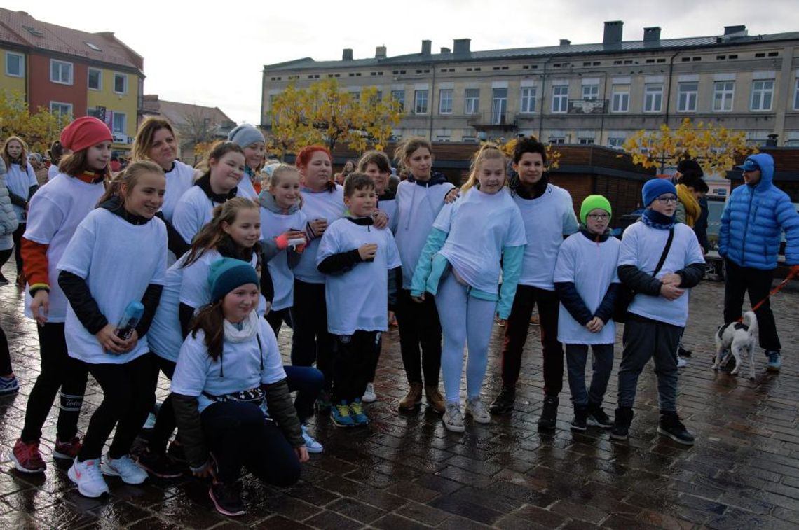 Uczniowie &quot; Ósemki&quot; wzięli udział w XIII Biegu Niepodległości