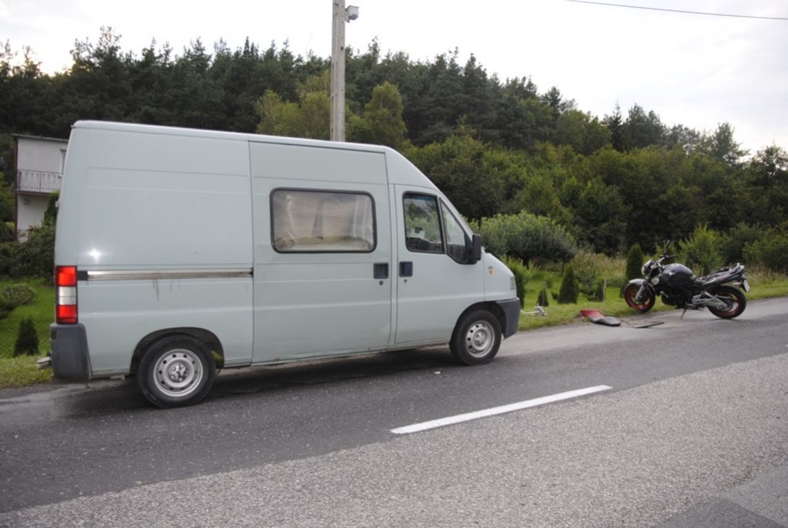 Uderzył w motocyklistę