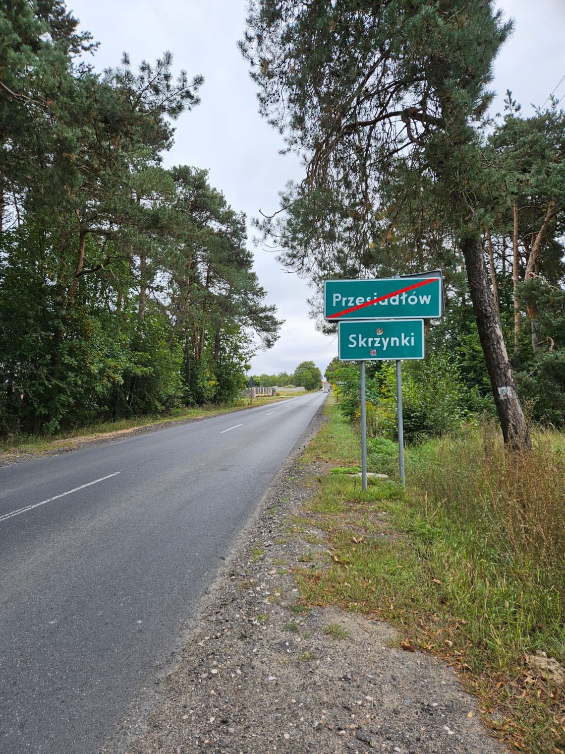 Ujazd chce bezpiecznego połączenia ze Skrzynkami. Burmistrz prosi powiat o wpisanie inwestycji do budżetu 2026 Ujazd chce bezpiecznego połączenia ze Skrzynkami. Burmistrz prosi powiat o wpisanie inwestycji do budżetu 2026