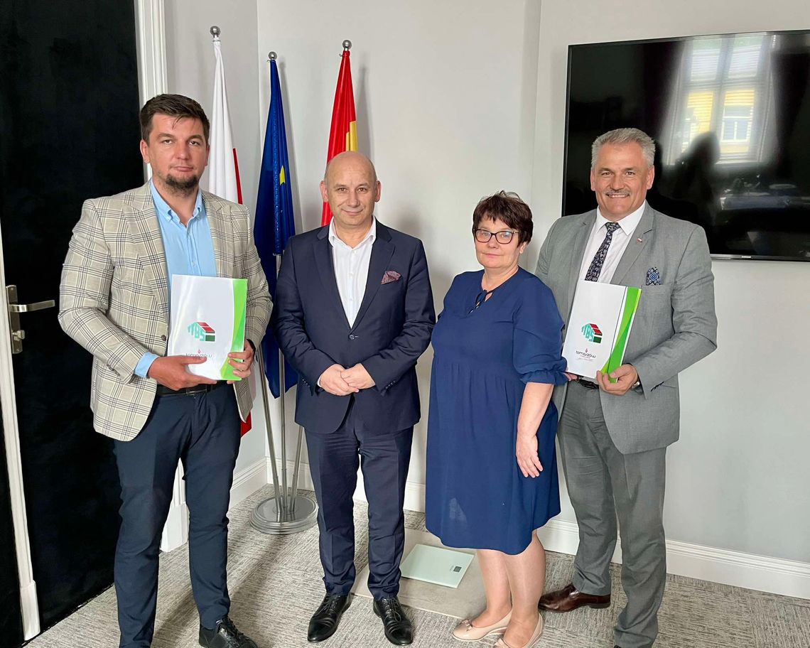 Umowa na budowę mieszkań podpisana