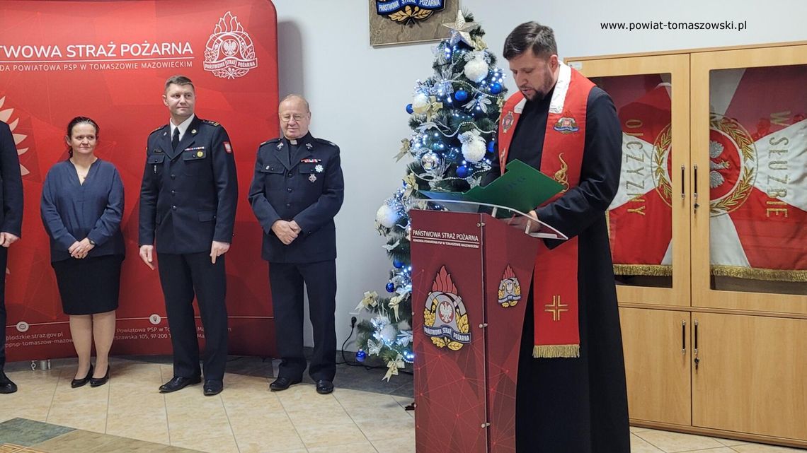 Uroczyste spotkanie wigilijne w Komendzie Powiatowej Państwowej Straży Pożarnej