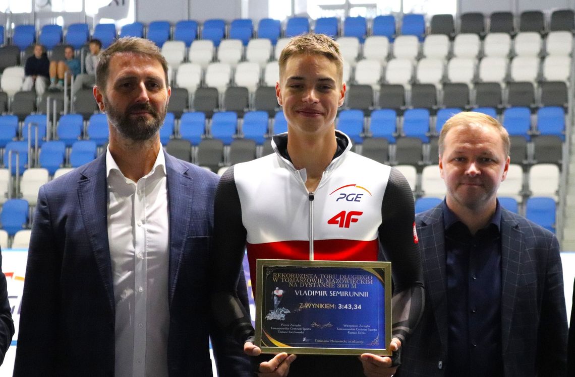 Vladimir Semirunnii bije rekord toru – mocne emocje w Arenie Lodowej! Vladimir Semirunnii bije rekord toru – mocne emocje w Arenie Lodowej!