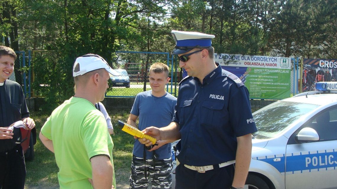 W alkogoglach między słupkami