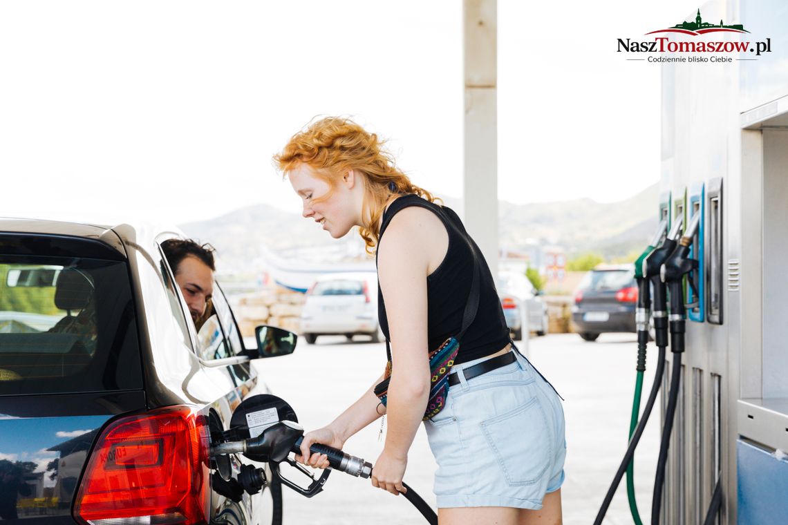 We wtorek maksymalne ceny paliw: benzyna 95 - 7,06 zł za litr, diesel - 7,95 zł