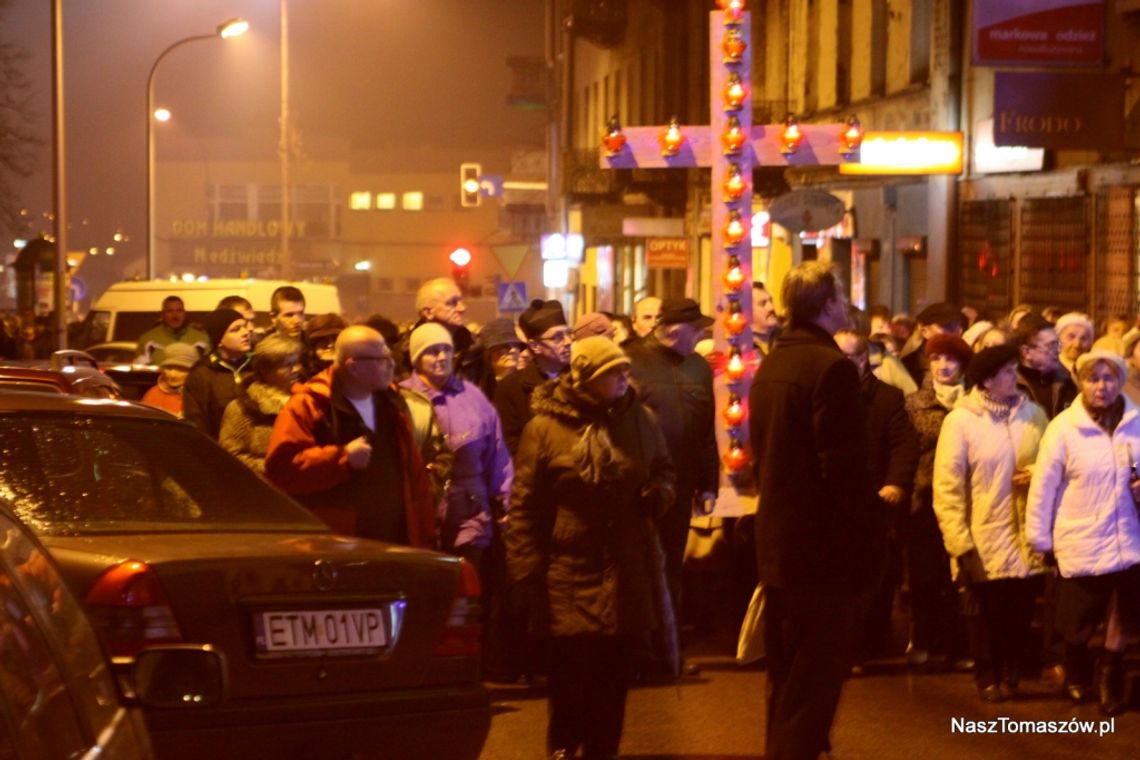 Wierni przeszli ulicami miasta