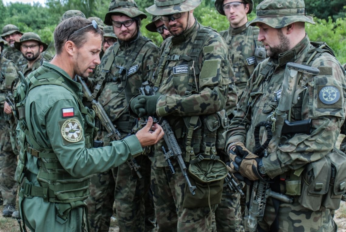 Wierni w gotowości pod bronią