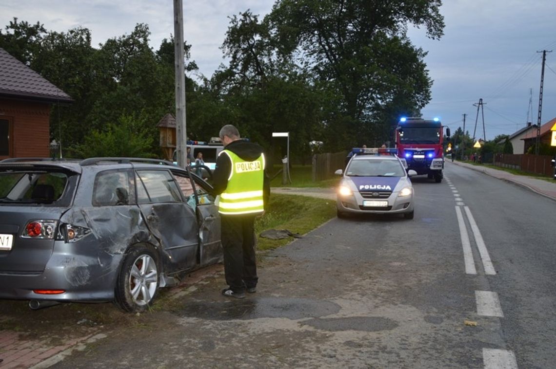 Wpadli w poślizg na plamie oleju