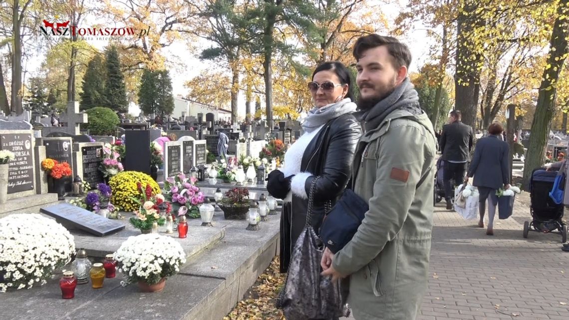 XXI Kwesta Cmentarna w Tomaszowie Mazowieckim zorganizowana przez Towarzystwo Przyjaciół Tomaszowa Mazowieckiego