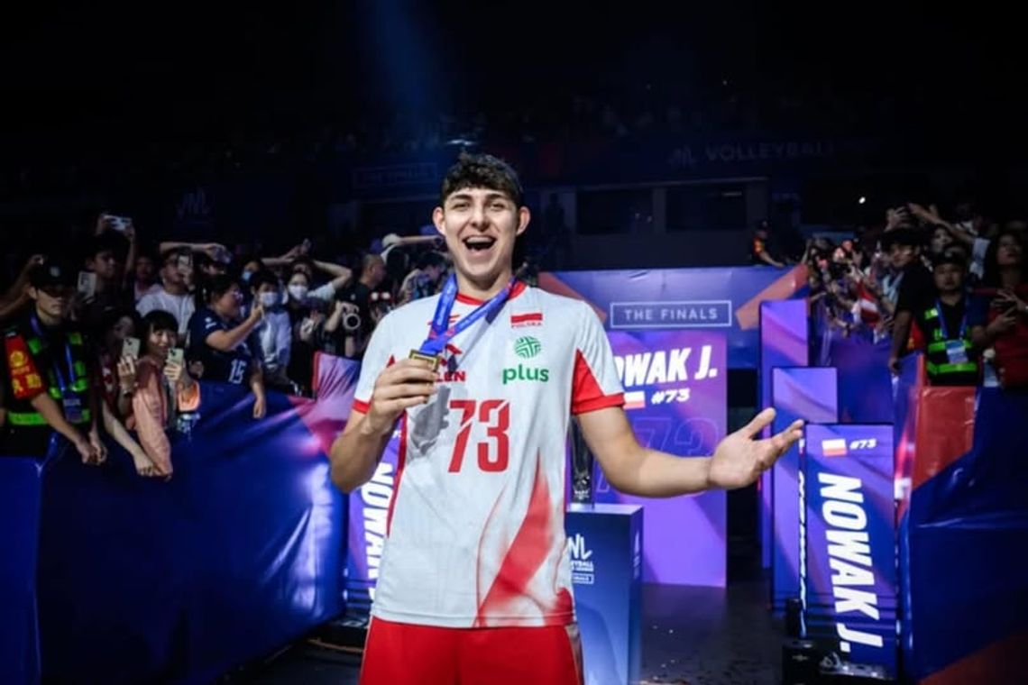 Z Tomaszowa do biało-czerwonej kadry. Jakub Nowak z powołaniem do reprezentacji Polski Z Tomaszowa do biało-czerwonej kadry. Jakub Nowak z powołaniem do reprezentacji Polski