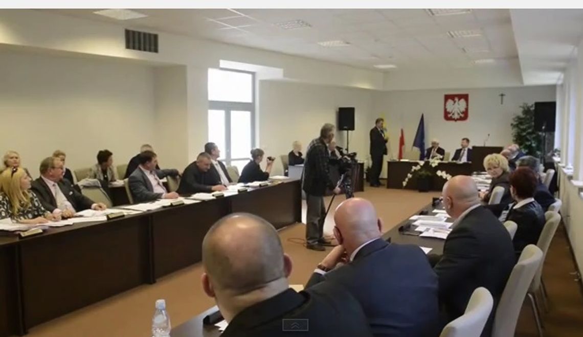 Zemsta Przewodniczącego, czyli jak załatwić "krnąbrne" radne