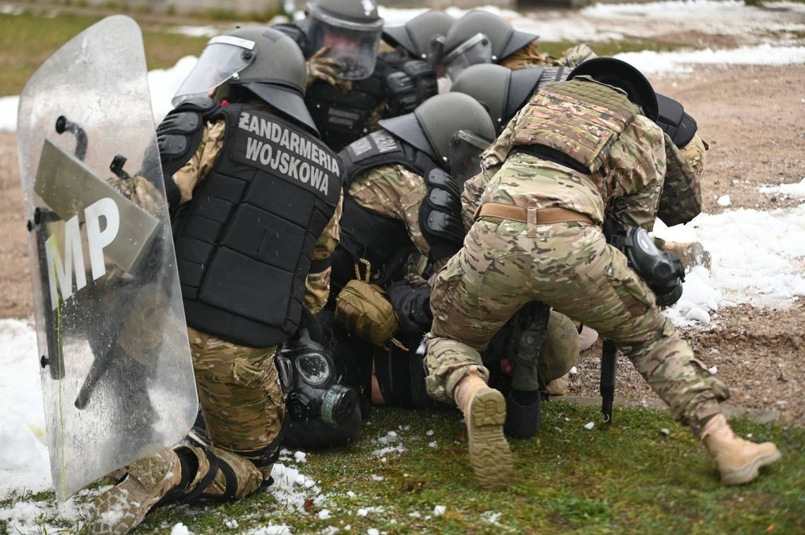 Żołnierze 25. Brygady Kawalerii Powietrznej na ostatniej prostej przed misją KFOR Żołnierze 25. Brygady Kawalerii Powietrznej na ostatniej prostej przed misją KFOR