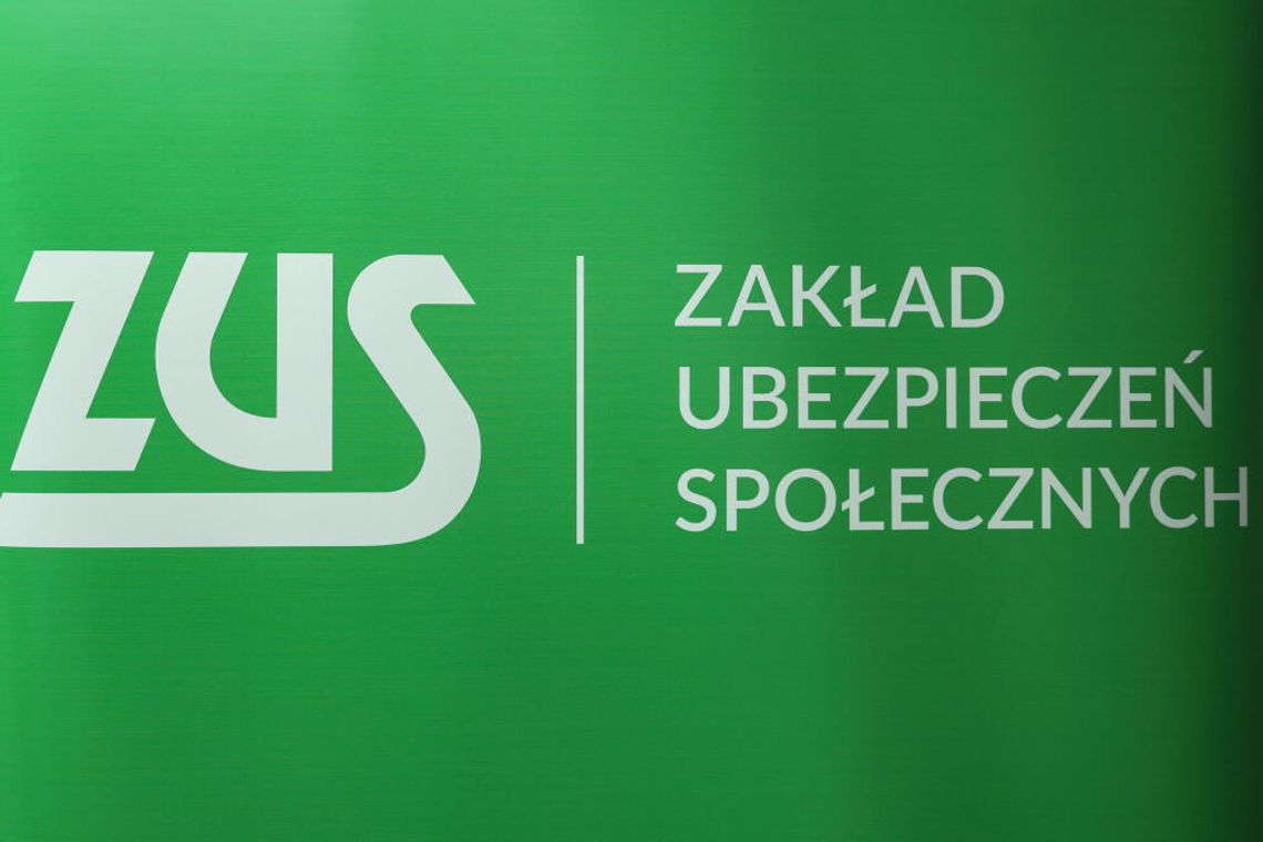 ZUS: pierwsi emeryci i renciści otrzymają czternastą emeryturę pod koniec sierpnia