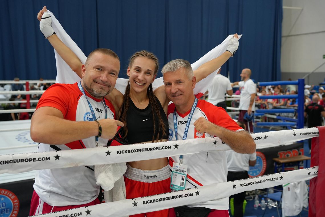 Zuzanna Szczepanik, Mistrzynią Świata w Kickboxingu