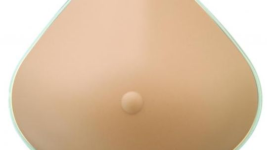 Proteza piersi -  Trójkątna