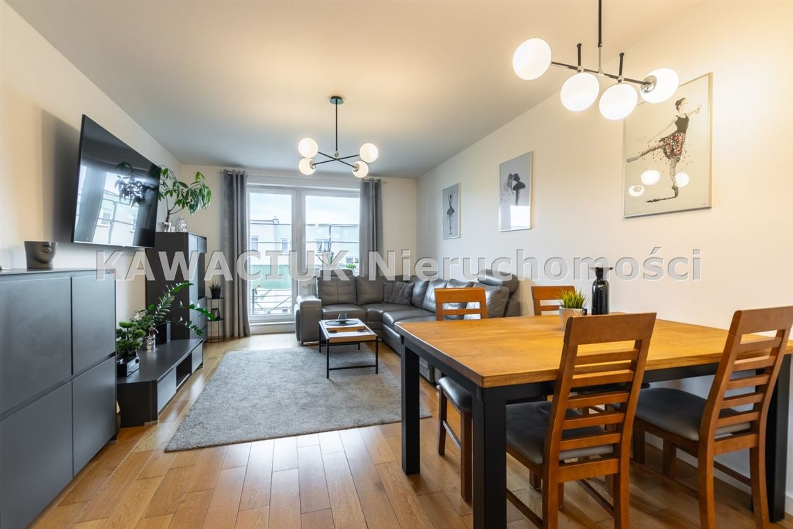 Przytulne mieszkanie na Smugowej. 46,5 m², balkon, piwnica i możliwość zakupu miejsca w garażu Przytulne mieszkanie na Smugowej. 46,5 m², balkon, piwnica i możliwość zakupu miejsca w garażu