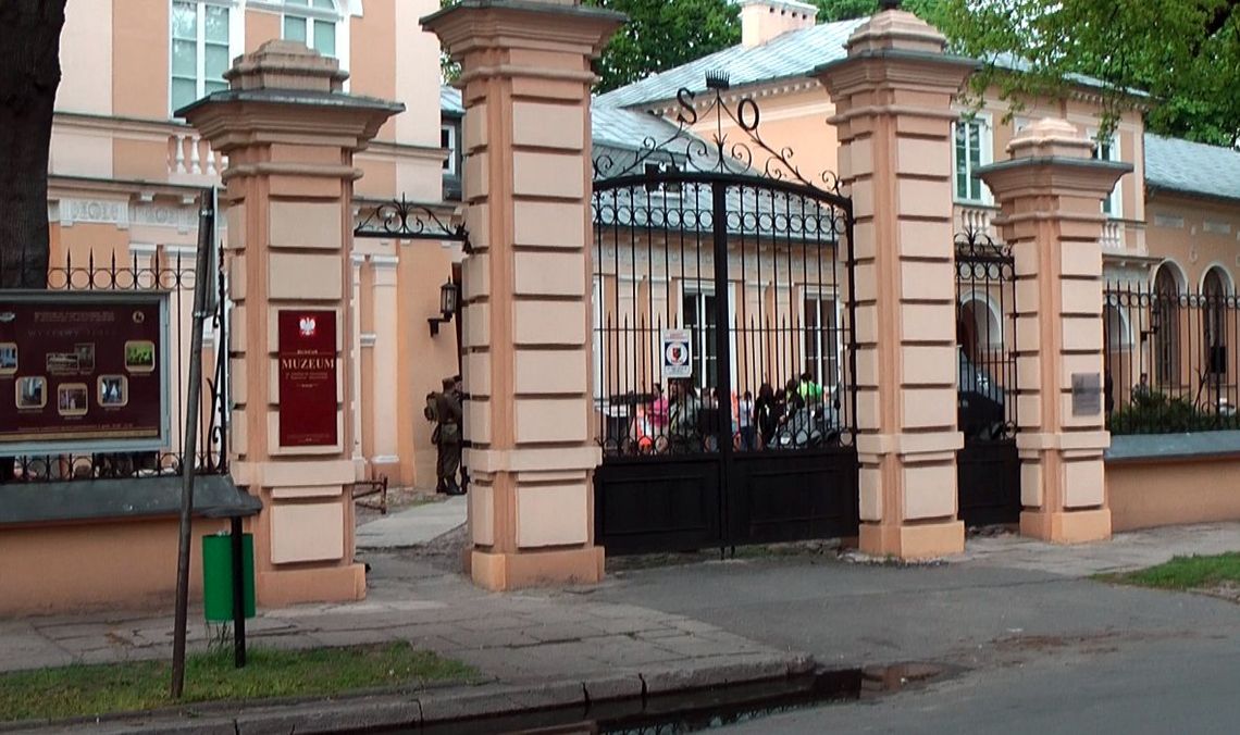 „Spotkania w Pałacu Hrabiego Ostrowskiego”  - w ramach cyklu muzealnych spotkań dla seniorów     