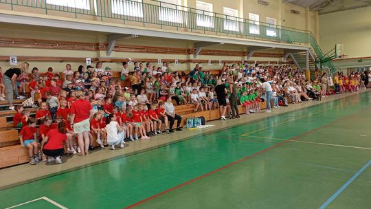 Przedszkolaki walczyły o Puchary Akademii Siatkówki „JOKER” w kolejnej edycji turnieju „Brzdąc Cup”.