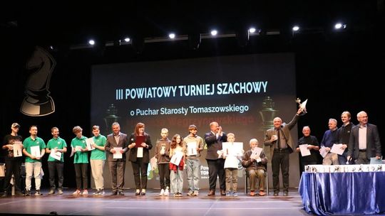 Dariusz Sejdak zwycięzcą trzeciej edycji Powiatowego Turnieju Szachowego