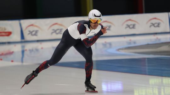 Vladimir Semirunnii bije rekord toru – mocne emocje w Arenie Lodowej!