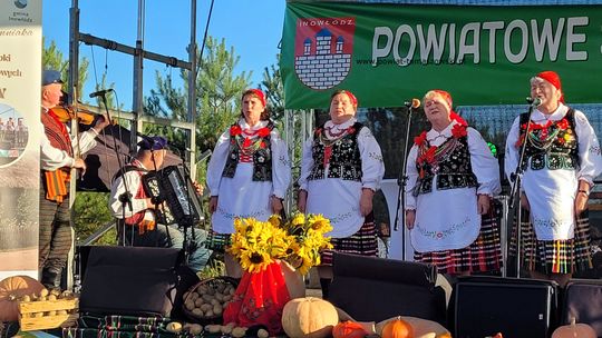 Powiatowe Święto Ziemniaka w Brzustowie 