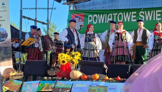 Powiatowe Święto Ziemniaka w Brzustowie 