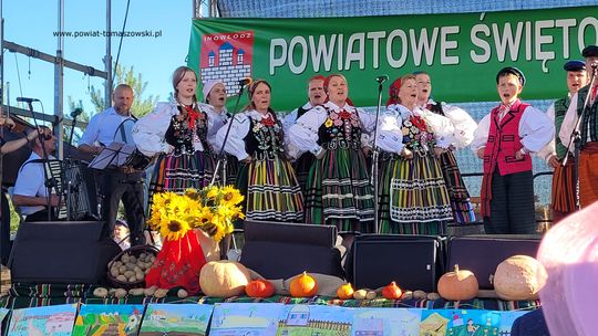 Powiatowe Święto Ziemniaka w Brzustowie 