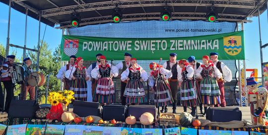 Powiatowe Święto Ziemniaka w Brzustowie 