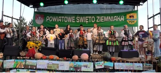 Powiatowe Święto Ziemniaka w Brzustowie 