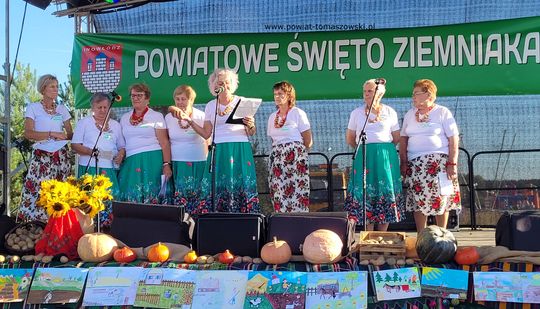 Powiatowe Święto Ziemniaka w Brzustowie 