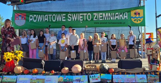 Powiatowe Święto Ziemniaka w Brzustowie 