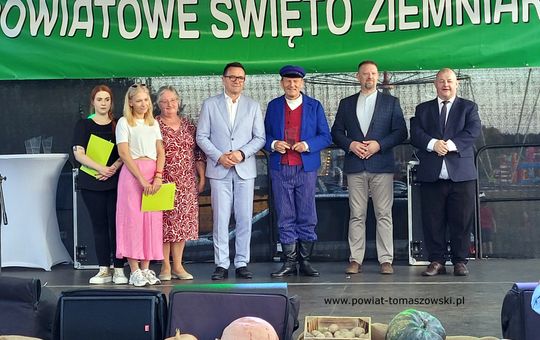 Powiatowe Święto Ziemniaka w Brzustowie 