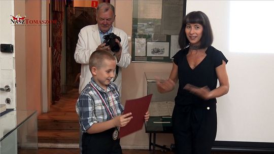 W hrabskich ogrodach i posiadłościach Ostrowskich