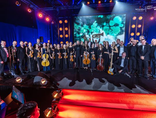 Udany start trasy Classic Clasycznie: disco polo z 40‑osobową orkiestrą porwało Arenę Lodową i połączyło pokolenia