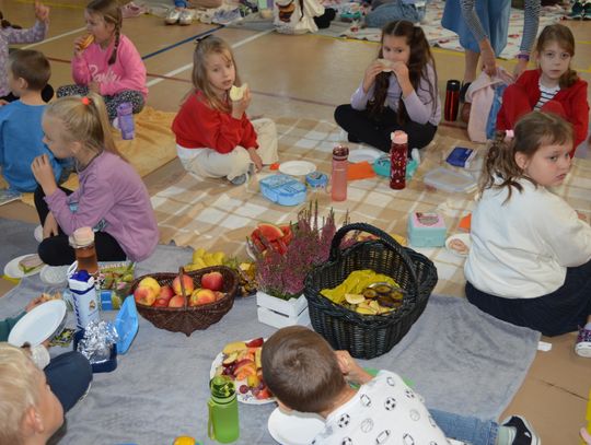 Odłóż telefon, włącz relacje — SP 6 przeciw przemocy rówieśniczej