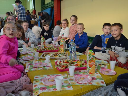 Odłóż telefon, włącz relacje — SP 6 przeciw przemocy rówieśniczej