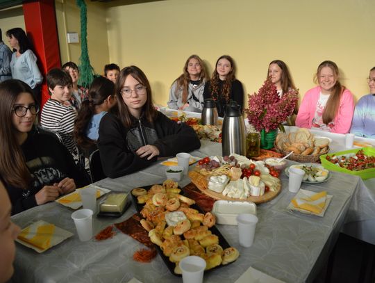 Odłóż telefon, włącz relacje — SP 6 przeciw przemocy rówieśniczej