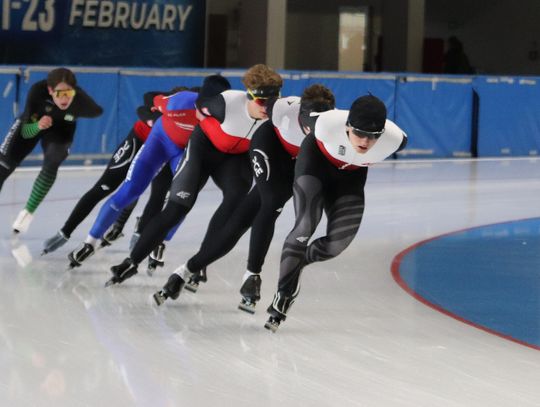 Kadra Polski Łyżwiarzy szybkich trenuje w Tomaszowie Mazowieckim Kadra Polski Łyżwiarzy szybkich trenuje w Tomaszowie Mazowieckim