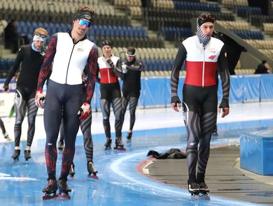 Kadra Polski Łyżwiarzy szybkich trenuje w Tomaszowie Mazowieckim Kadra Polski Łyżwiarzy szybkich trenuje w Tomaszowie Mazowieckim