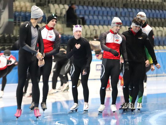 Kadra Polski Łyżwiarzy szybkich trenuje w Tomaszowie Mazowieckim Kadra Polski Łyżwiarzy szybkich trenuje w Tomaszowie Mazowieckim