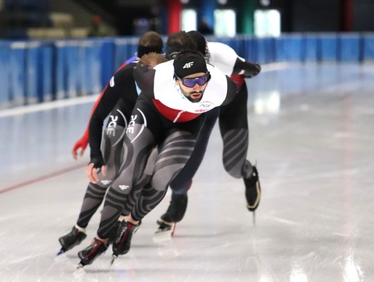 Kadra Polski Łyżwiarzy szybkich trenuje w Tomaszowie Mazowieckim Kadra Polski Łyżwiarzy szybkich trenuje w Tomaszowie Mazowieckim