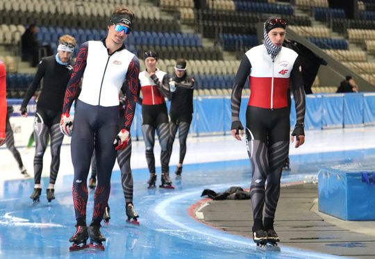 Kadra Polski Łyżwiarzy szybkich trenuje w Tomaszowie Mazowieckim Kadra Polski Łyżwiarzy szybkich trenuje w Tomaszowie Mazowieckim