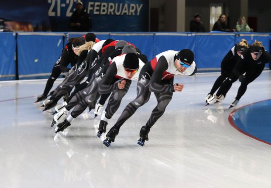 Kadra Polski Łyżwiarzy szybkich trenuje w Tomaszowie Mazowieckim Kadra Polski Łyżwiarzy szybkich trenuje w Tomaszowie Mazowieckim